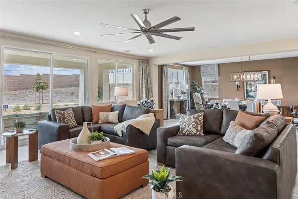 $1,049,990 | 6089 Saddlehorn Lane, Jurupa Valley, CA 92509