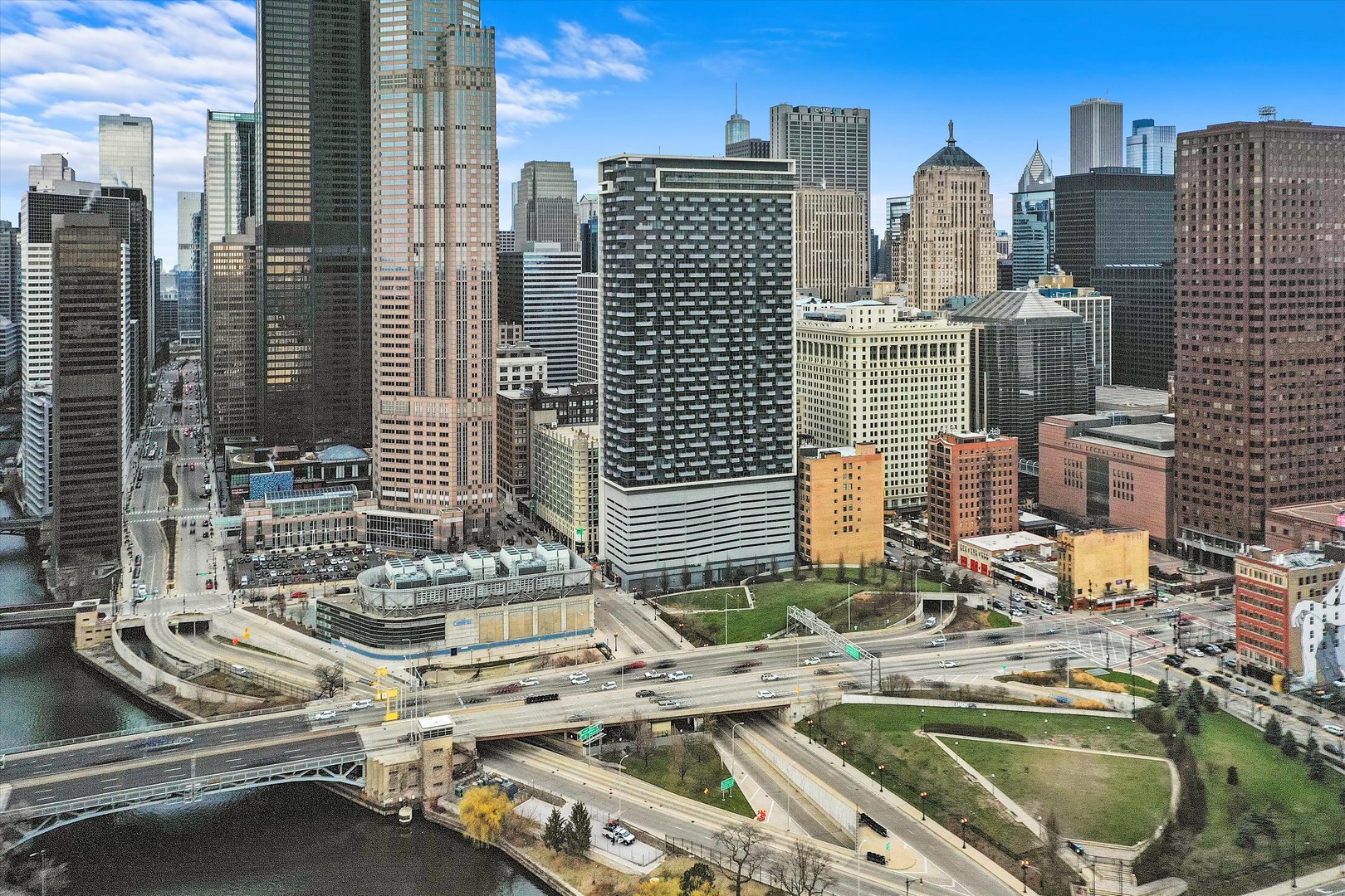 235 West Van Buren Street, Unit 3509 Chicago, IL 60607 - Photo 15 of 19 a view of a city with tall buildings