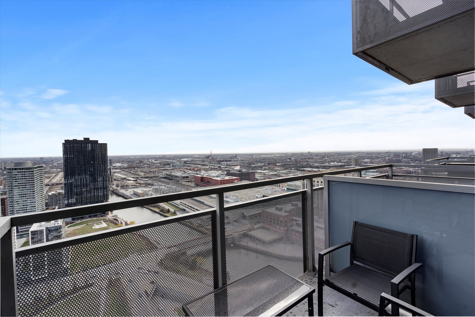 235 West Van Buren Street, Unit 3509 Chicago, IL 60607 - Photo 6 of 19 a view of outdoor space with seating area