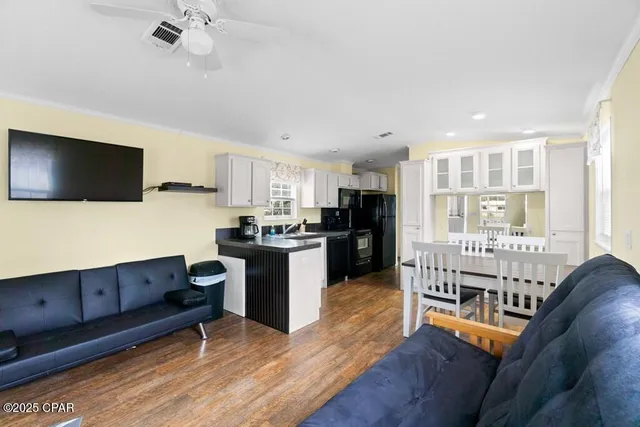 $775,000 | 303 Blackshear Drive, Panama City, FL 32404