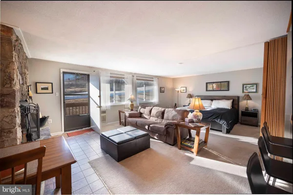 $199,500 | 1814 Fairway Drive, Unit 327, Basye, VA 22842