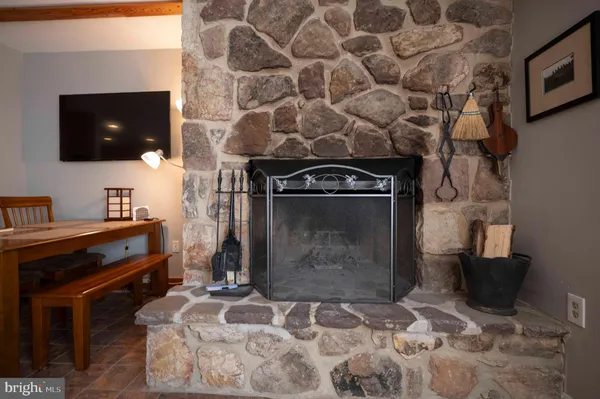 $199,500 | 1814 Fairway Drive, Unit 327, Basye, VA 22842