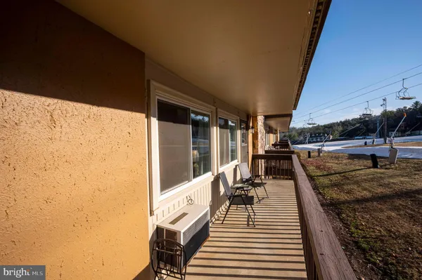 $199,500 | 1814 Fairway Drive, Unit 327, Basye, VA 22842