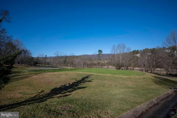 $199,500 | 1814 Fairway Drive, Unit 327, Basye, VA 22842