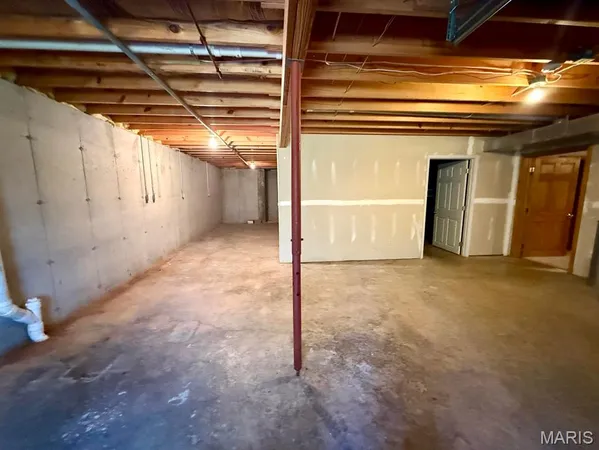 $599,000 | 15306 Bucyrus Drive, Bucyrus, MO 65444