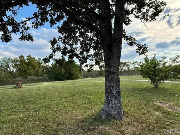 $599,000 | 15306 Bucyrus Drive, Bucyrus, MO 65444