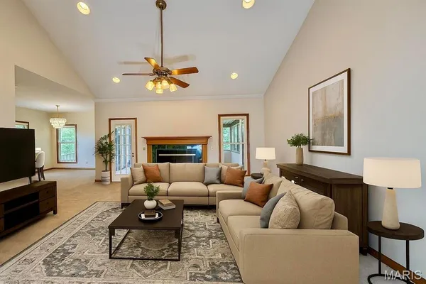 $599,000 | 15306 Bucyrus Drive, Bucyrus, MO 65444