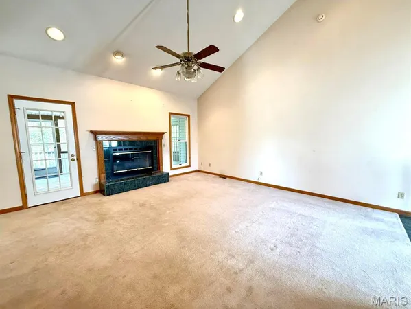 $599,000 | 15306 Bucyrus Drive, Bucyrus, MO 65444