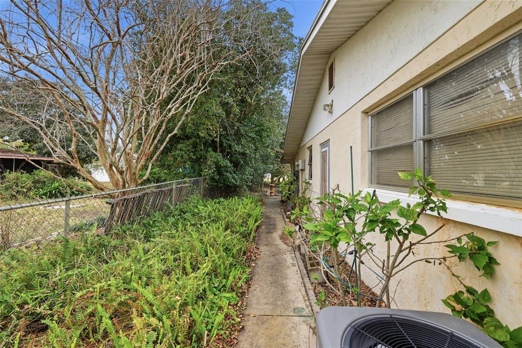 10629 Cymbid Drive Port Richey, FL 34668 - Photo 23 of 32