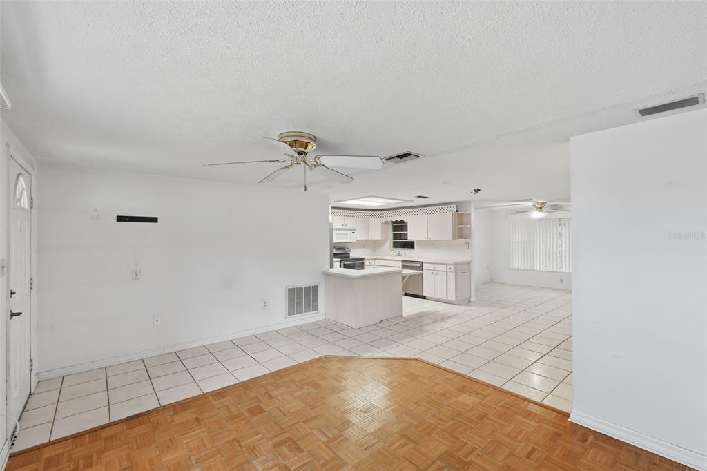 10629 Cymbid Drive Port Richey, FL 34668 - Photo 4 of 32