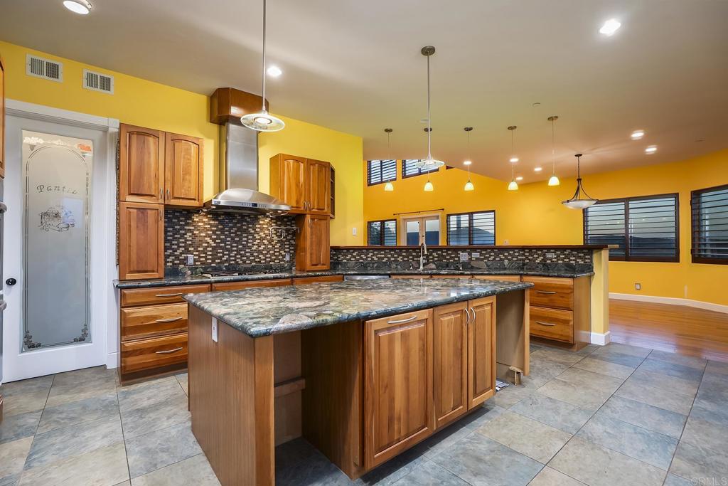 11687 Valle Vista Road Lakeside, CA 92040 - Photo 19 of 74