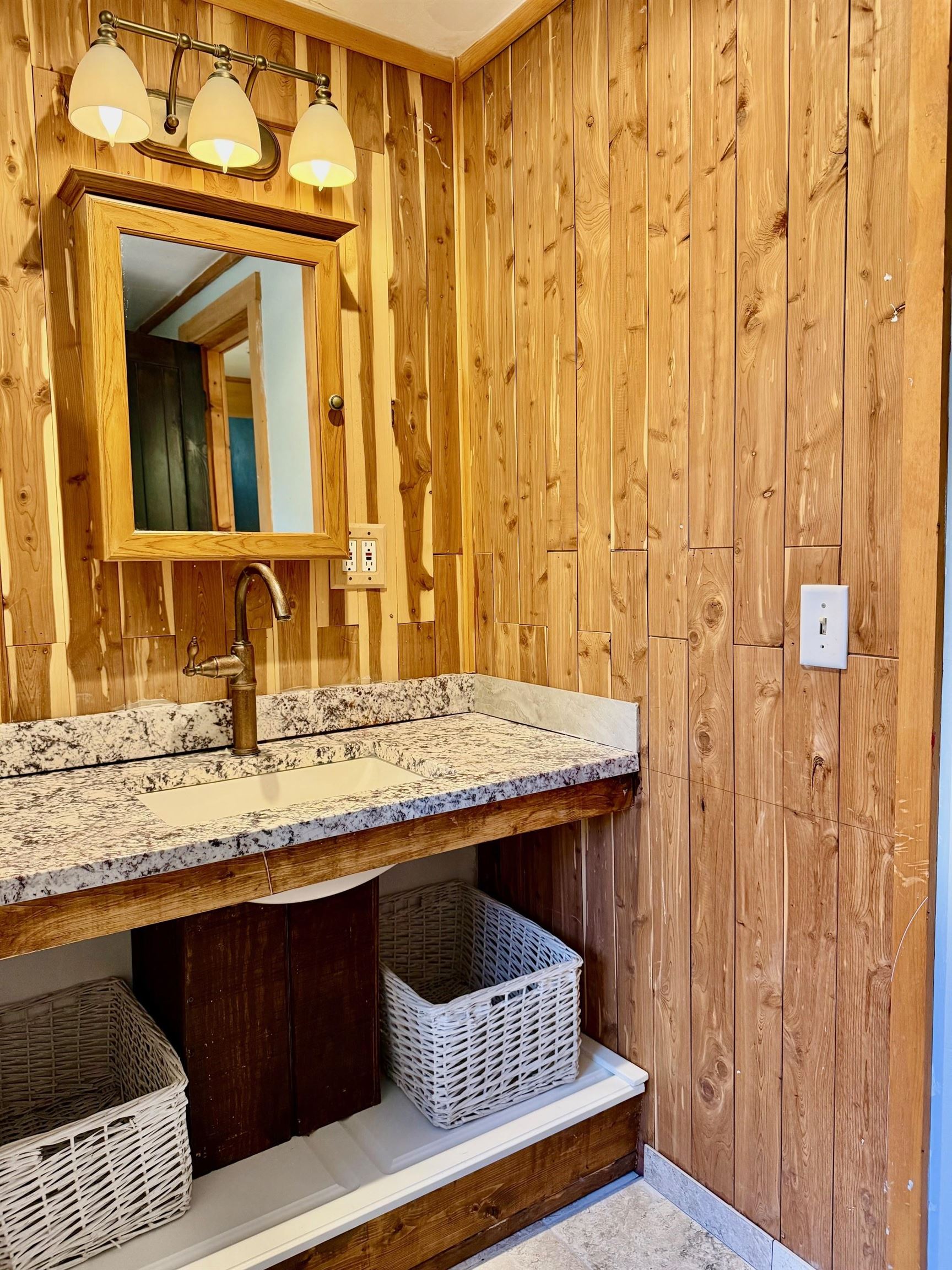 1091 Townshend Dam Road Wardsboro, VT 05355 - Photo 14 of 25