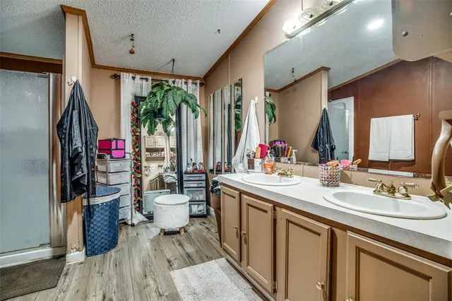 $285,000 | 458 County Road 2131, Valley View, TX 76272