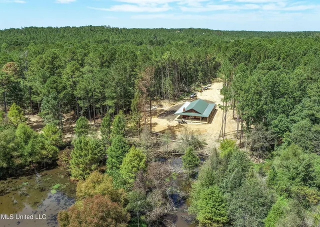 $2,734,000 | 348 Beaverdam Road, Camden, MS 39045