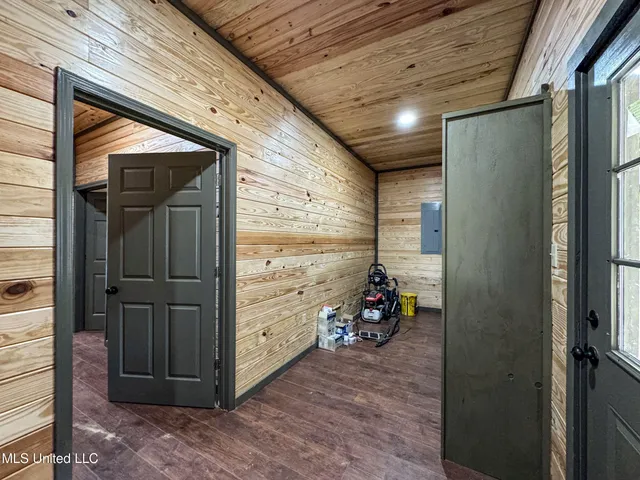 $2,734,000 | 348 Beaverdam Road, Camden, MS 39045