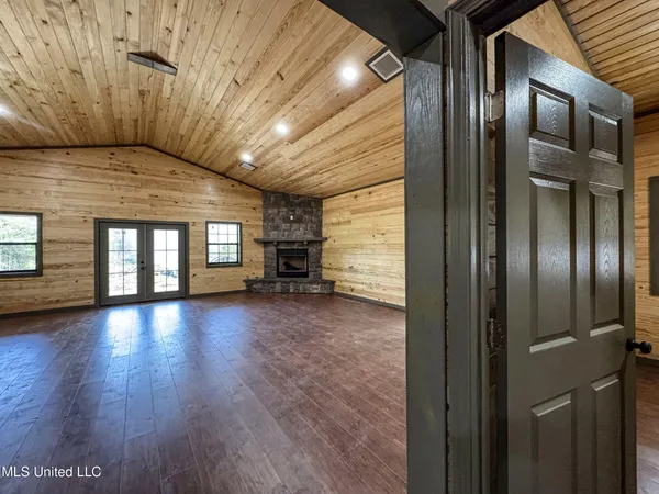 $2,675,000 | 348 Beaverdam Road, Camden, MS 39045