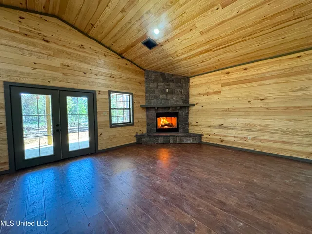 $2,734,000 | 348 Beaverdam Road, Camden, MS 39045