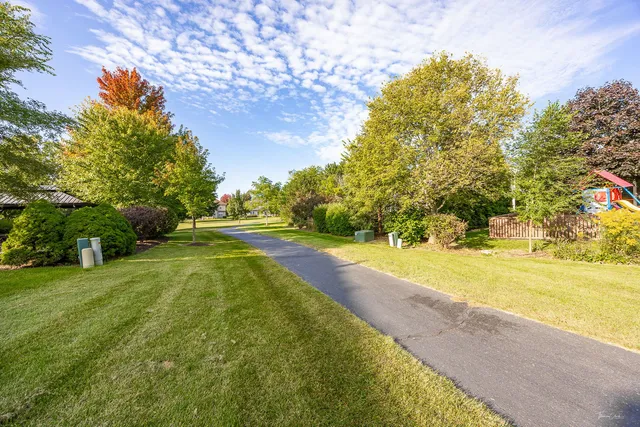 $585,900 | 1187 Wheatland Court, Yorkville, IL 60560