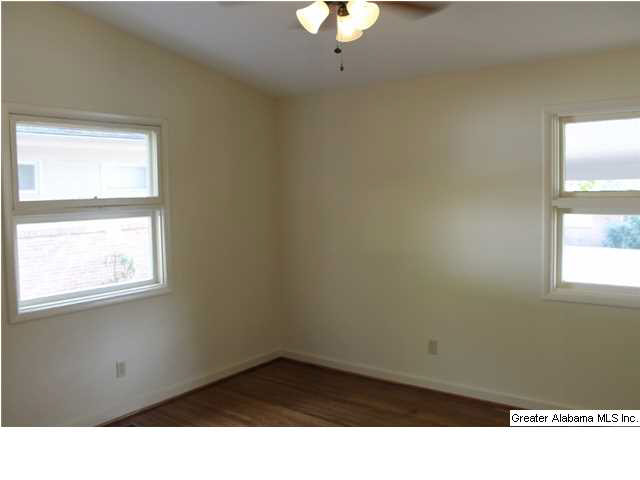 1116 Montclair Road Birmingham, AL 35213 - Photo 6 of 11