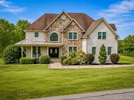 $949,999 | 15 Christina Way, Milton, NY 12547