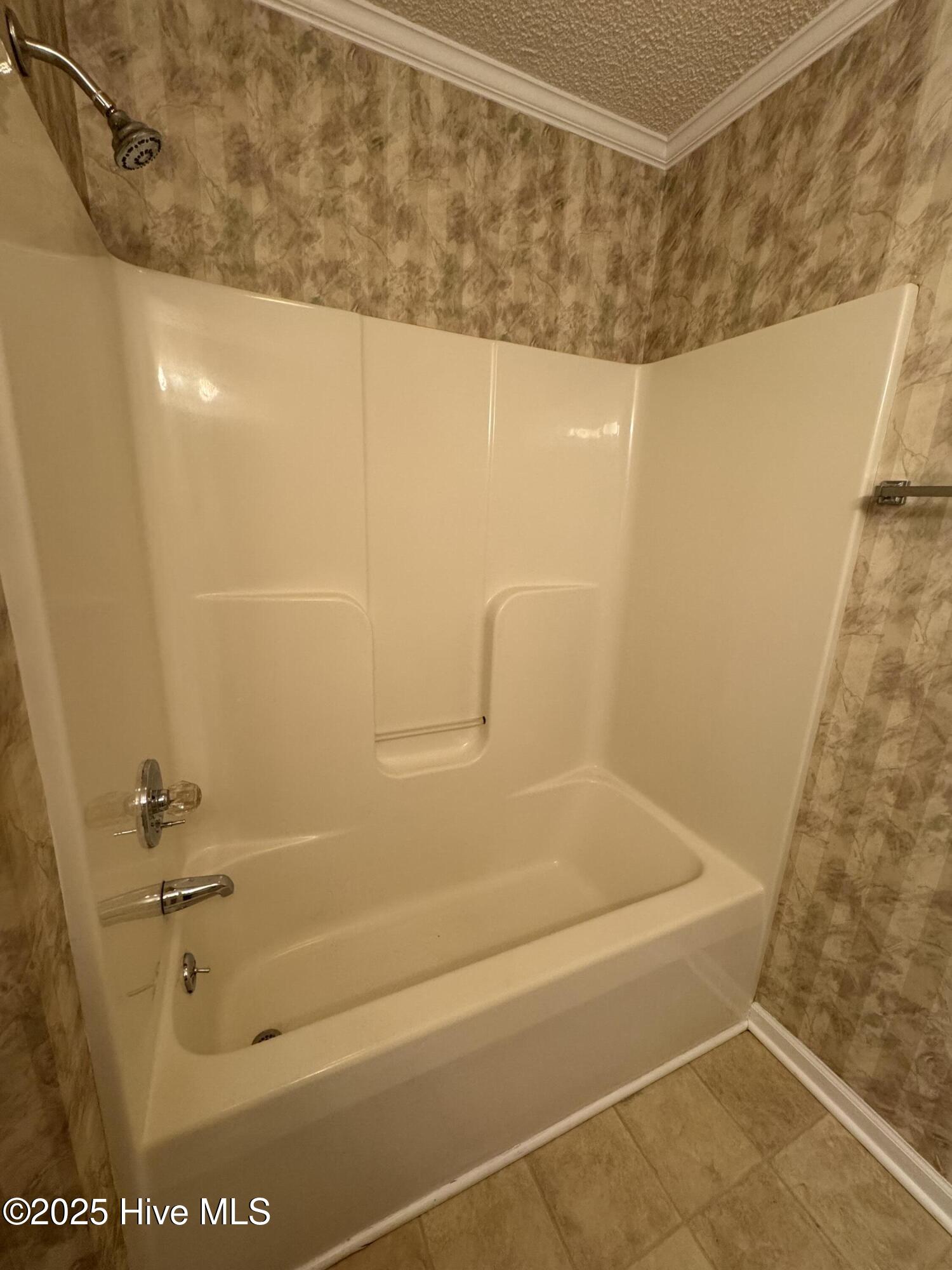1025 Spring Forest Road, Unit E4 Greenville, NC 27834 - Photo 19 of 25 IMG_7592