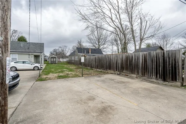 $189,900 | 2106 Beeler Street, New Albany, IN 47150