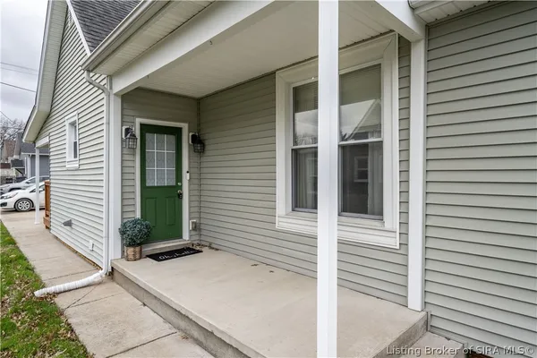 $189,900 | 2106 Beeler Street, New Albany, IN 47150