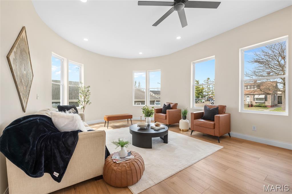 512 Broadway Highland, IL 62249 - Photo 11 of 38