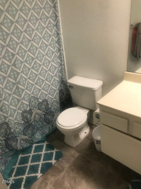 374 East Bard Road Oxnard, CA 93033 - Photo 11 of 15 Upstairs Bathroom
