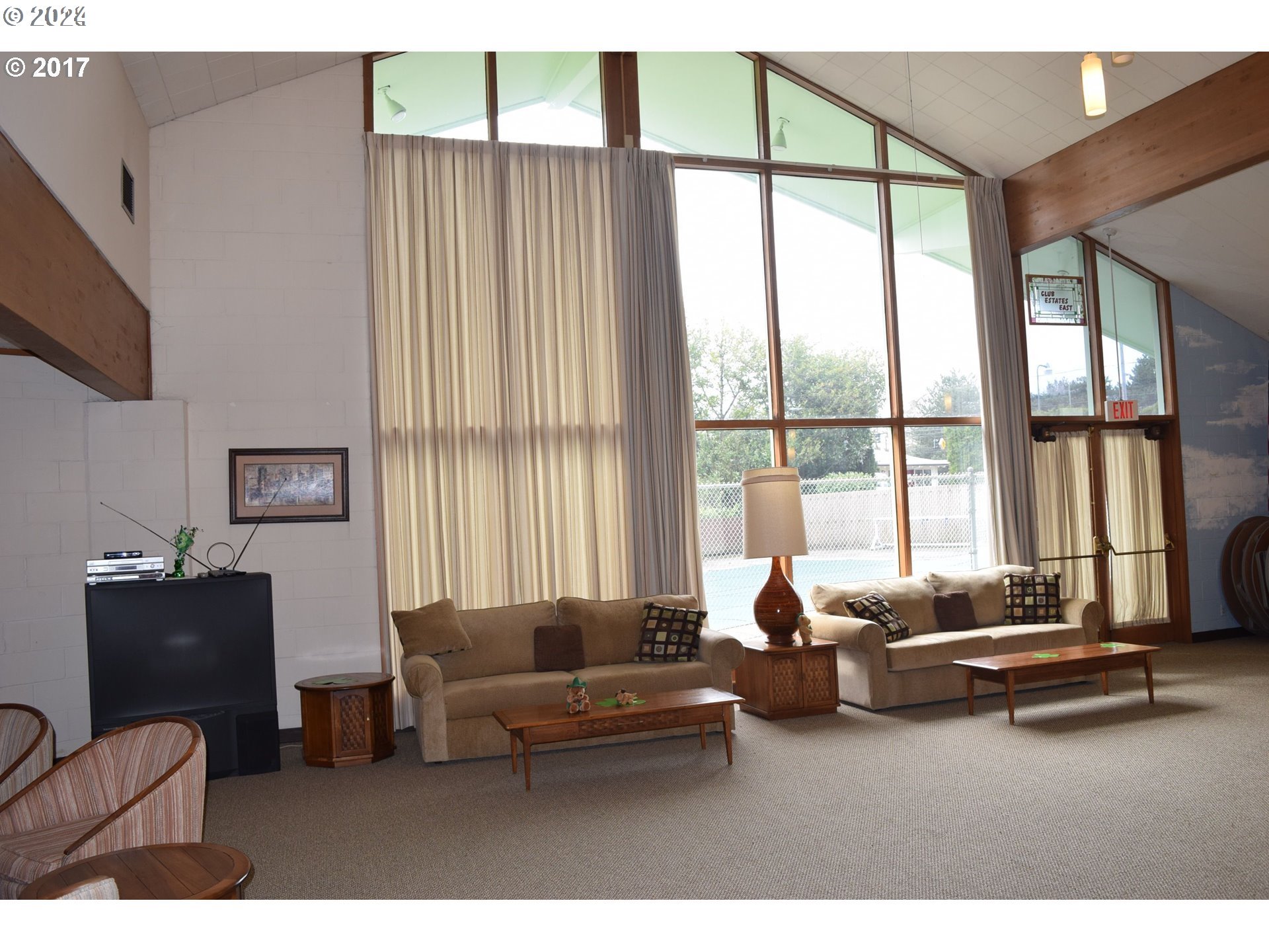 12410 Southeast Main Street Portland, OR 97233 - Photo 28 of 30