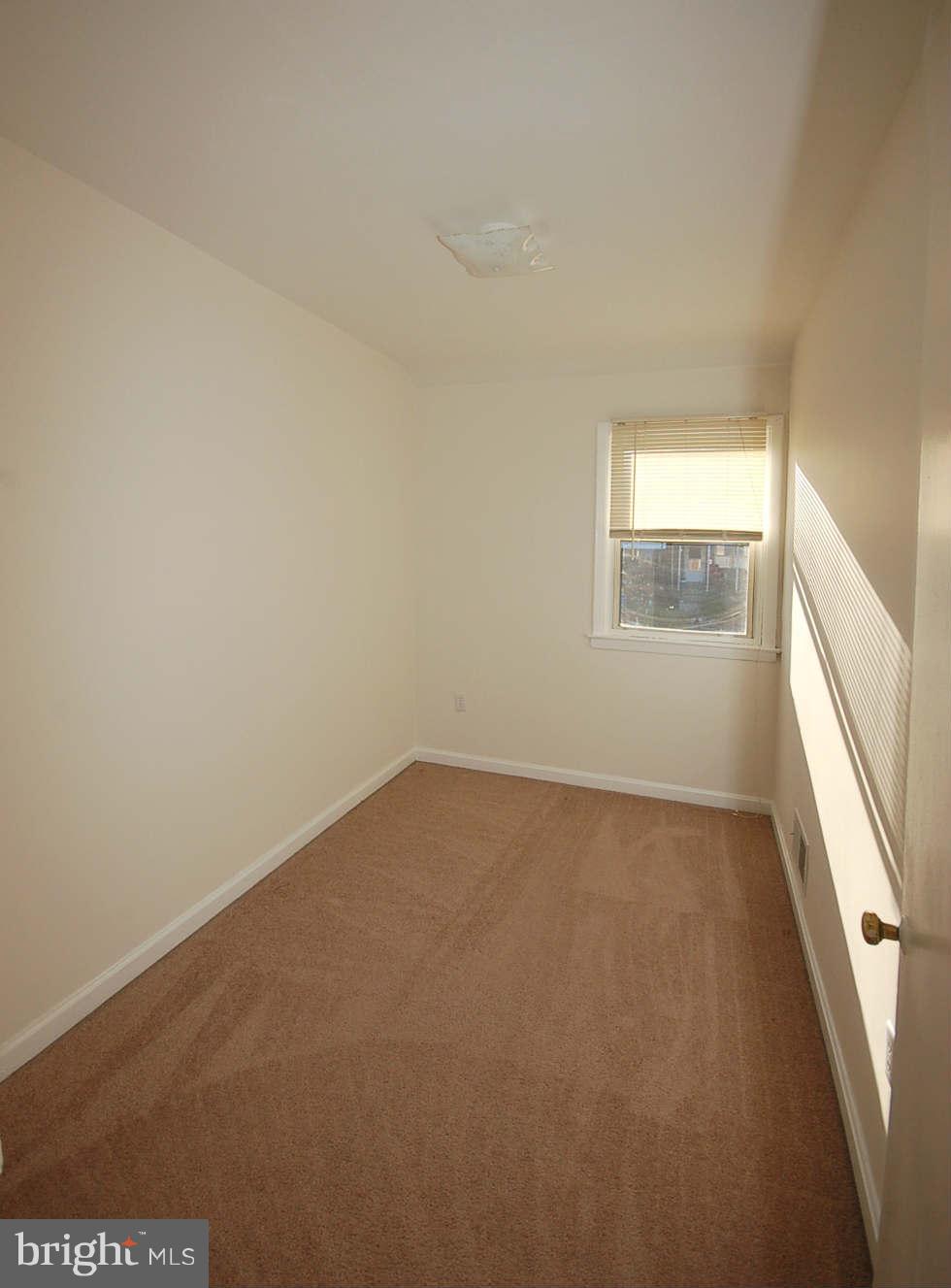 4439 Fenor Road Halethorpe, MD 21227 - Photo 11 of 16 Bedroom 3
