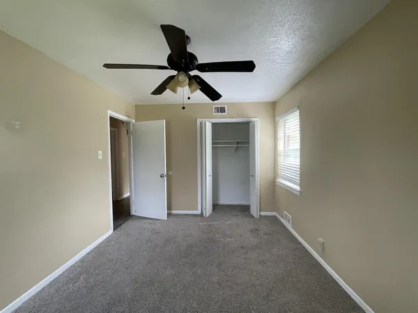 $1,750 | 2310 Gilbert Circle, Arlington, TX 76010
