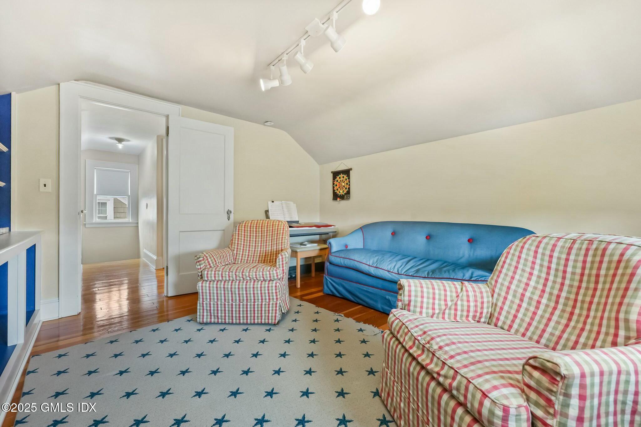 892 Stratfield Road Fairfield, CT 06825 - Photo 28 of 42 Bedroom 5