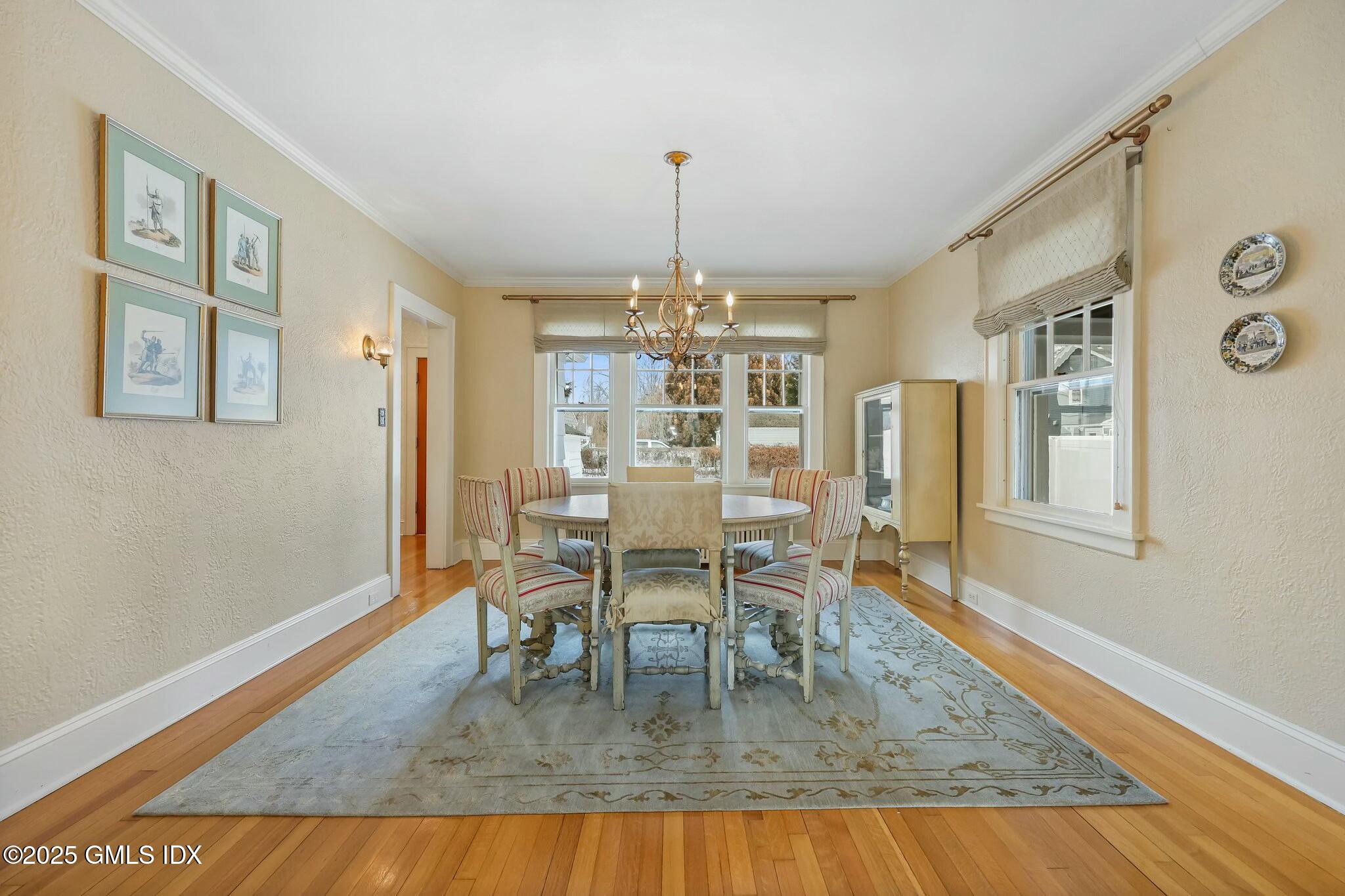 892 Stratfield Road Fairfield, CT 06825 - Photo 8 of 42 Dining Room