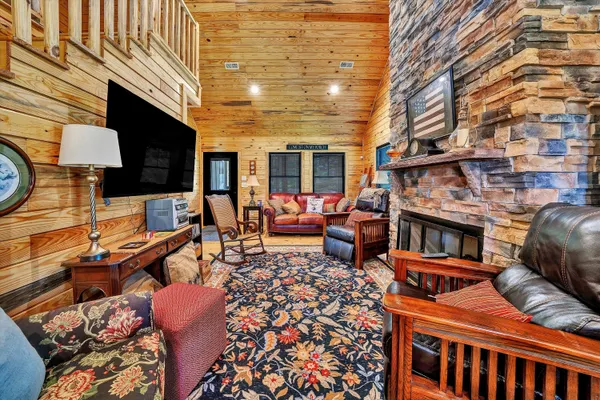 $549,950 | 109 Berties Bottom Lane, New Castle, VA 24127