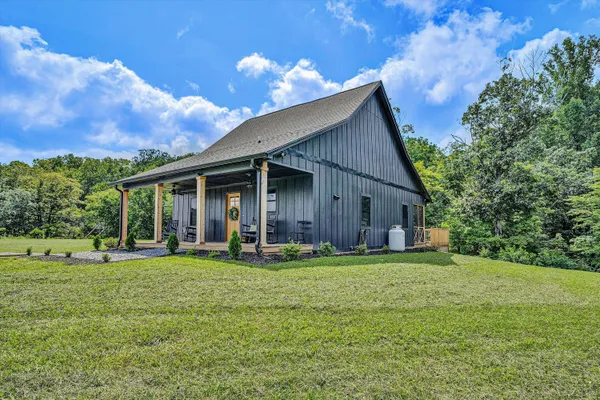$549,950 | 109 Berties Bottom Lane, New Castle, VA 24127
