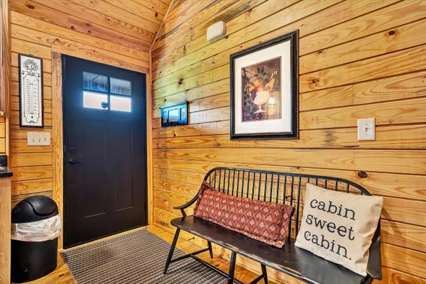 $549,950 | 109 Berties Bottom Lane, New Castle, VA 24127