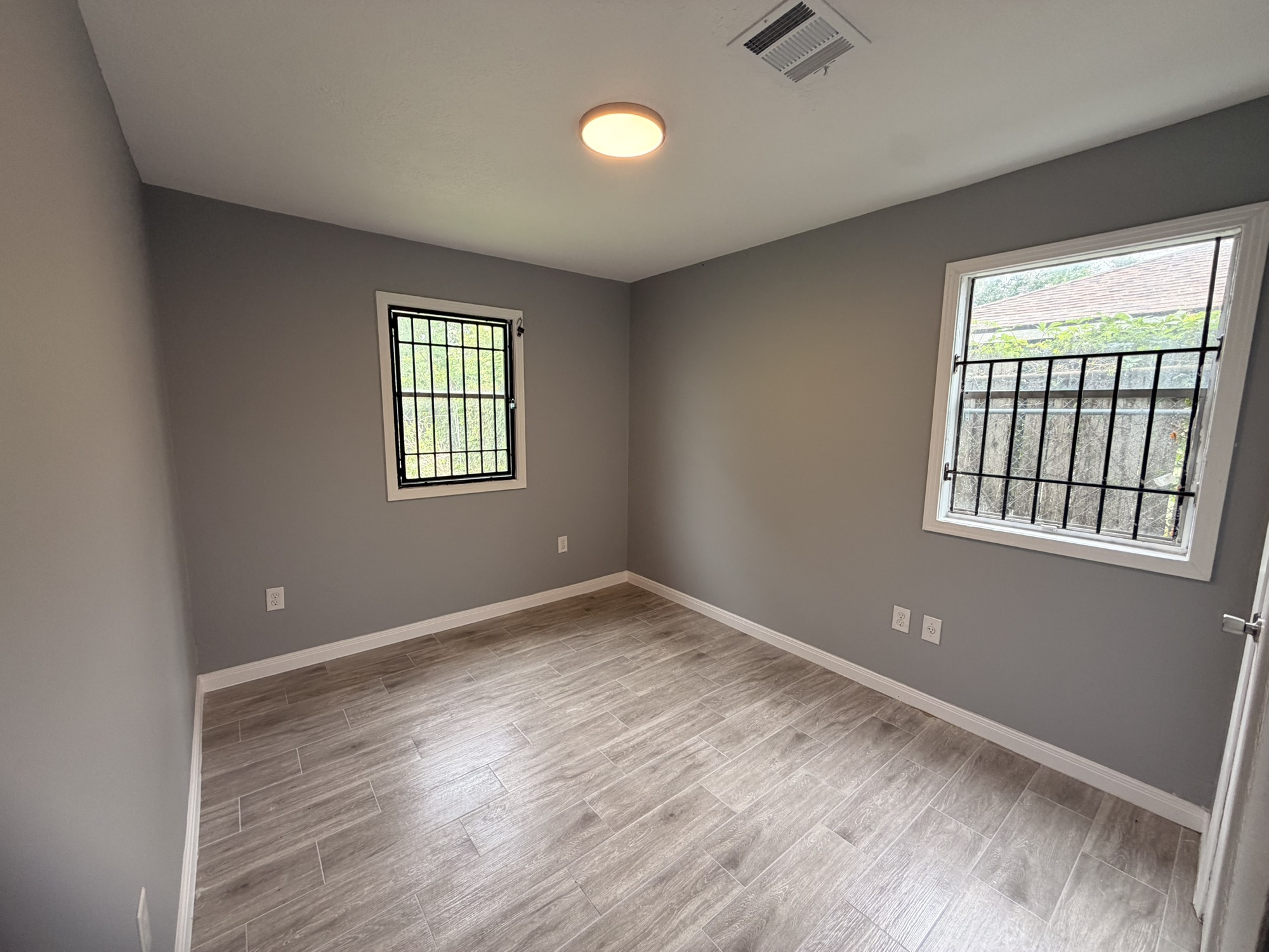 222 East John Alber Road Houston, TX 77037 - Photo 13 of 21