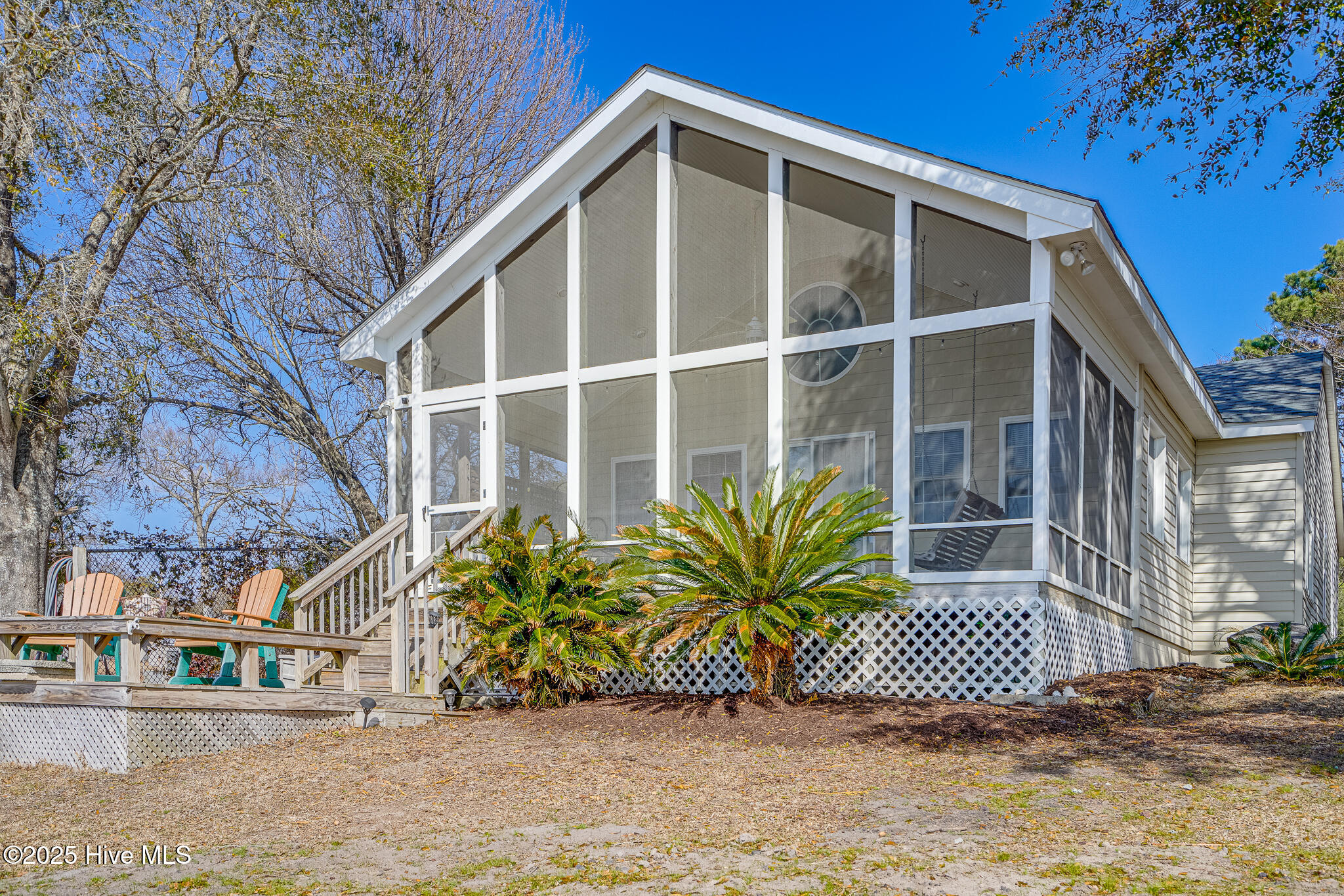 135 Minnesott Beach Road Minnesott Beach, NC 28510 - Photo 22 of 35 135 Minnesott Beach Rd _ Exterior (16 of