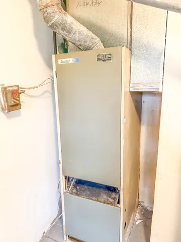 $67,900 | 745 East Oak Street, Watseka, IL 60970