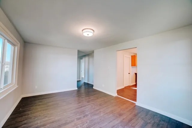 $67,900 | 745 East Oak Street, Watseka, IL 60970