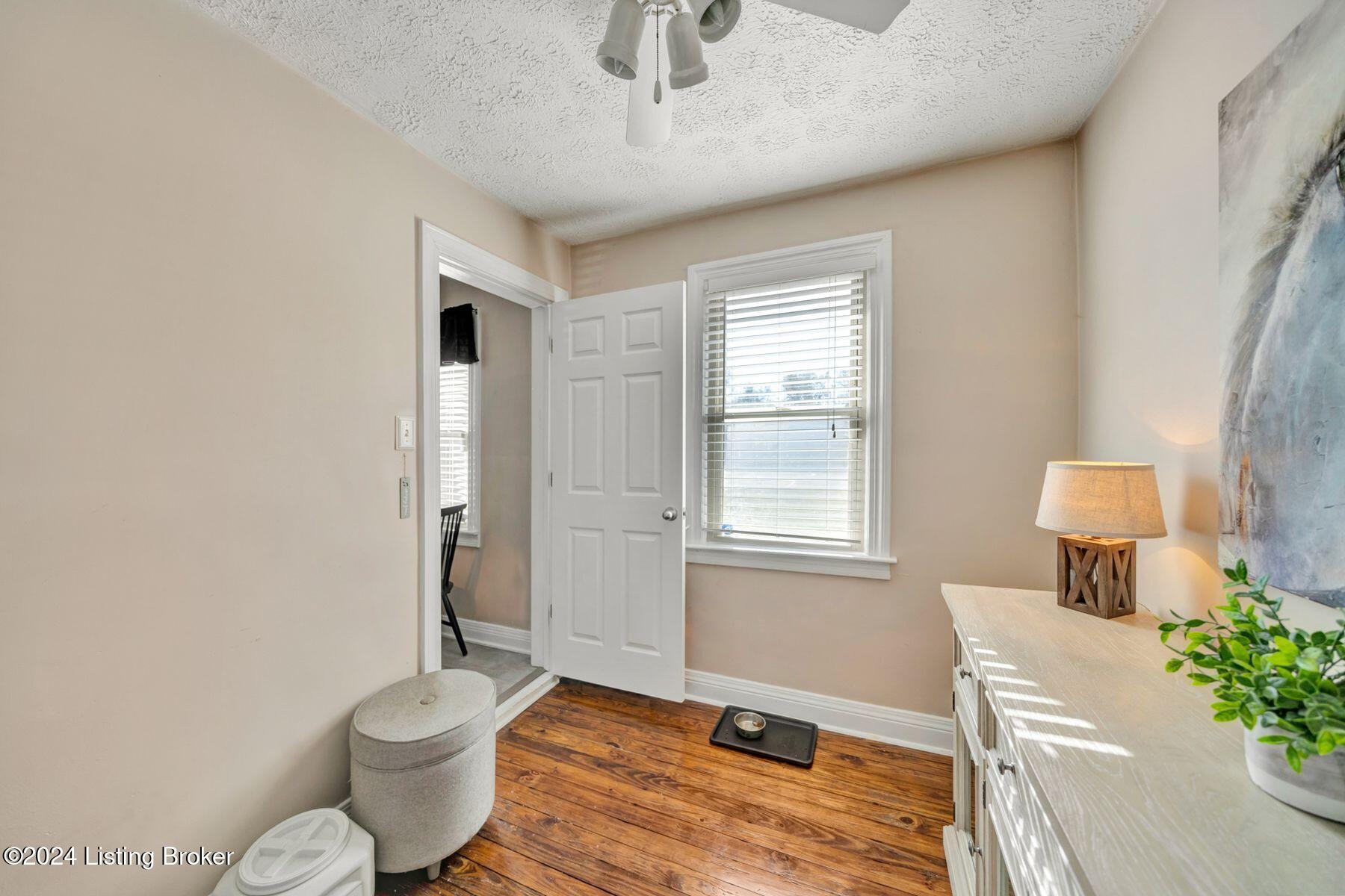 8302 Ferndale Road Louisville, KY 40291 - Photo 26 of 63 photo_online_025