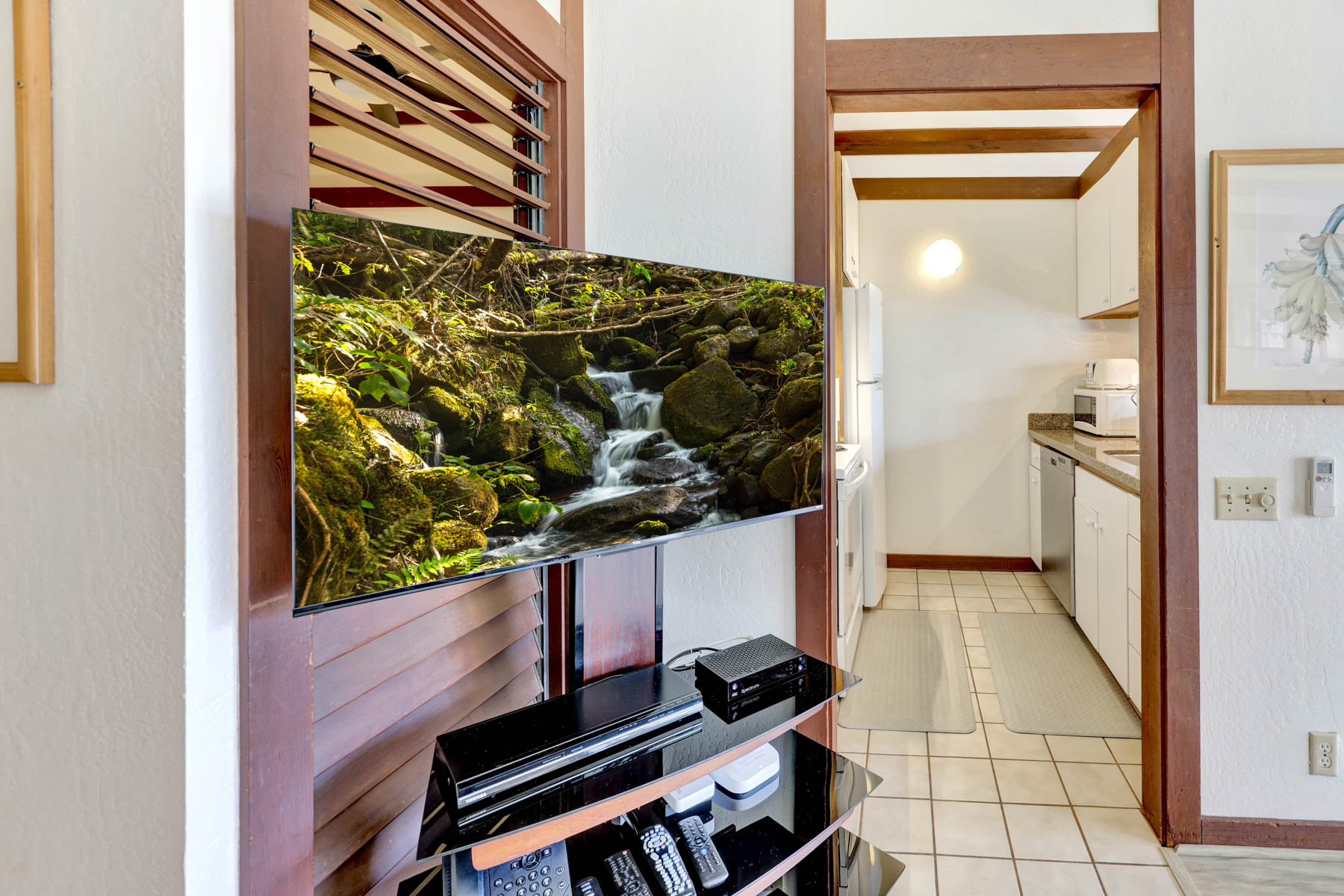 2253 Poipu Road, Unit 138 Koloa, HI 96756 - Photo 15 of 27 a view of a kitchen