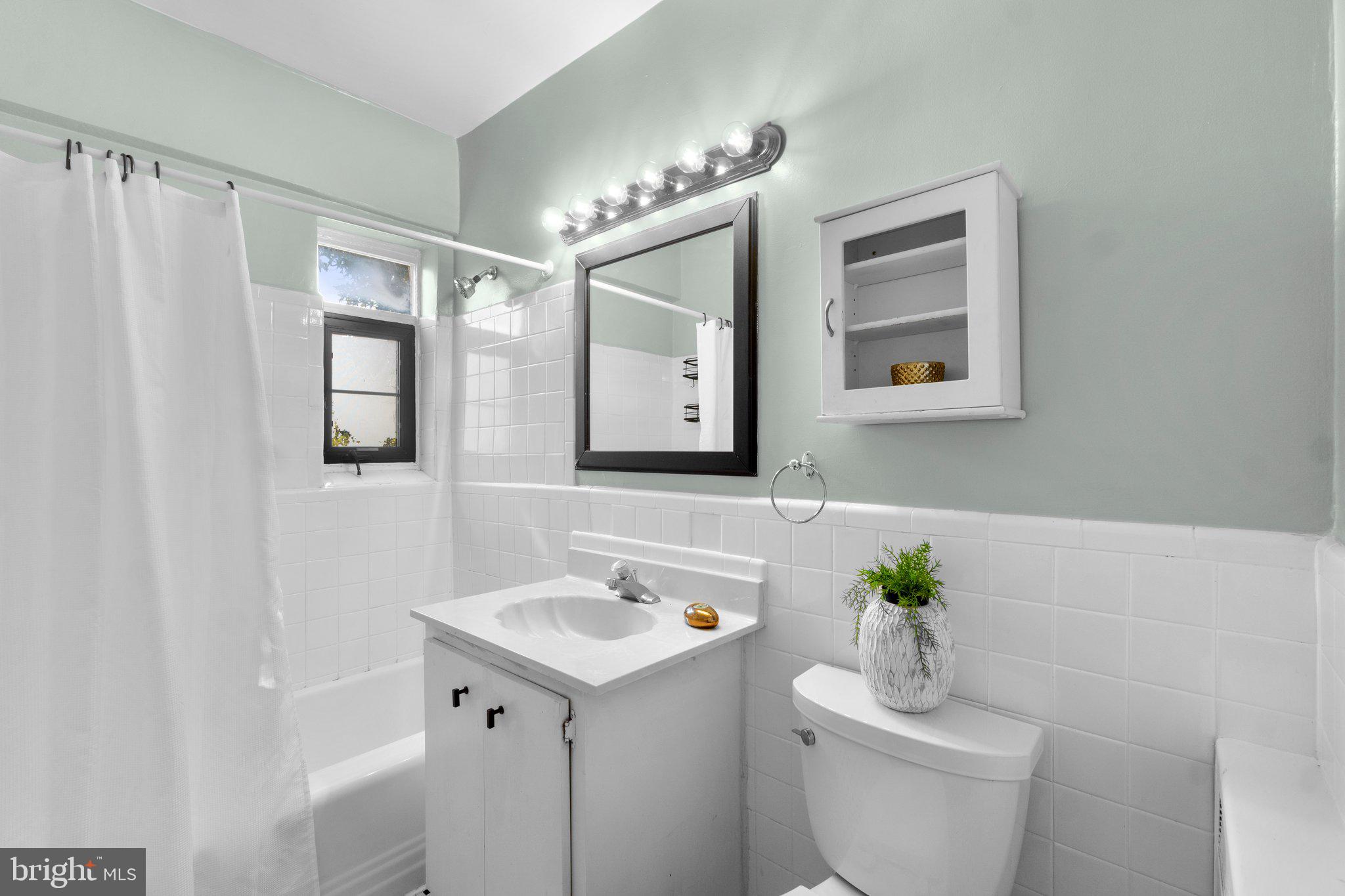 2500 Q Street Northwest, Unit 511 Washington, DC 20007 - Photo 20 of 27