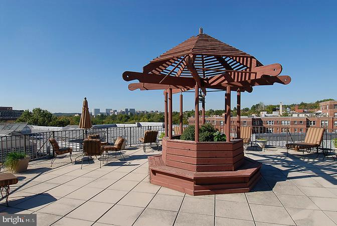 2500 Q Street Northwest, Unit 511 Washington, DC 20007 - Photo 21 of 27