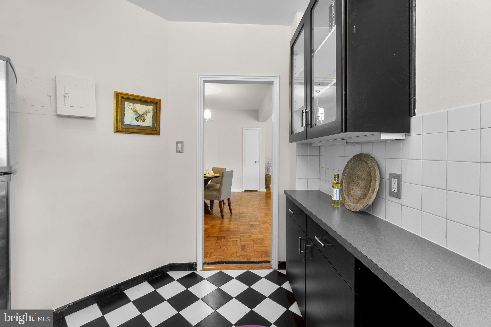 2500 Q Street Northwest, Unit 511 Washington, DC 20007 - Photo 8 of 27