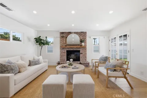 $1,649,000 | 2720 Spreckels Lane, Redondo Beach, CA 90278