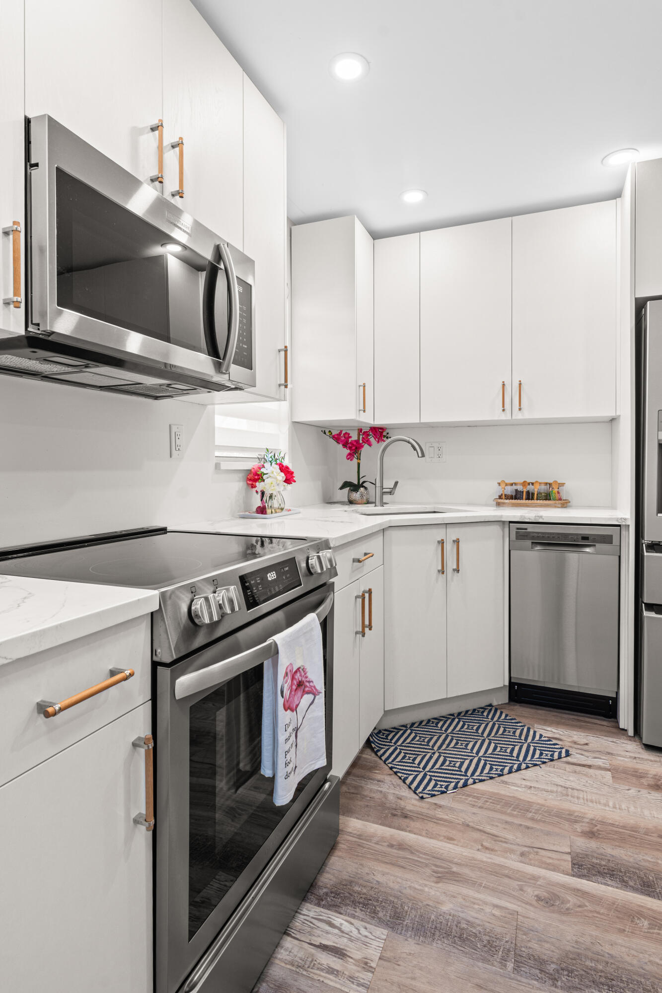 1957 Southwest Palm City Road, Unit 29H Stuart, FL 34994 - Photo 3 of 47 DSC_8438