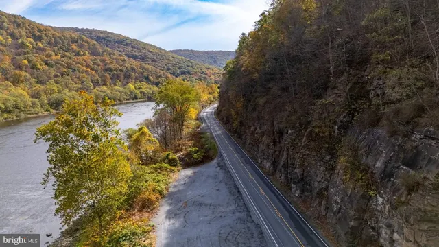 a view of outdoor space