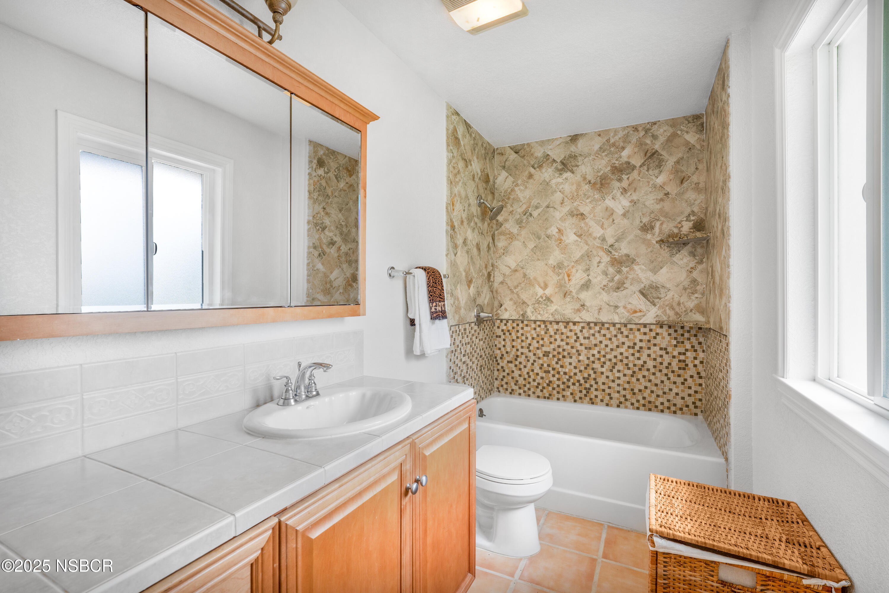 2500 Wild Oak Lompoc, CA 93436 - Photo 21 of 51 DSC03258